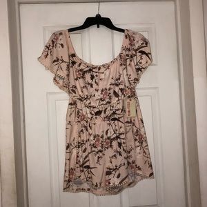 Romper Ruffles off shoulder in pale pink Size L